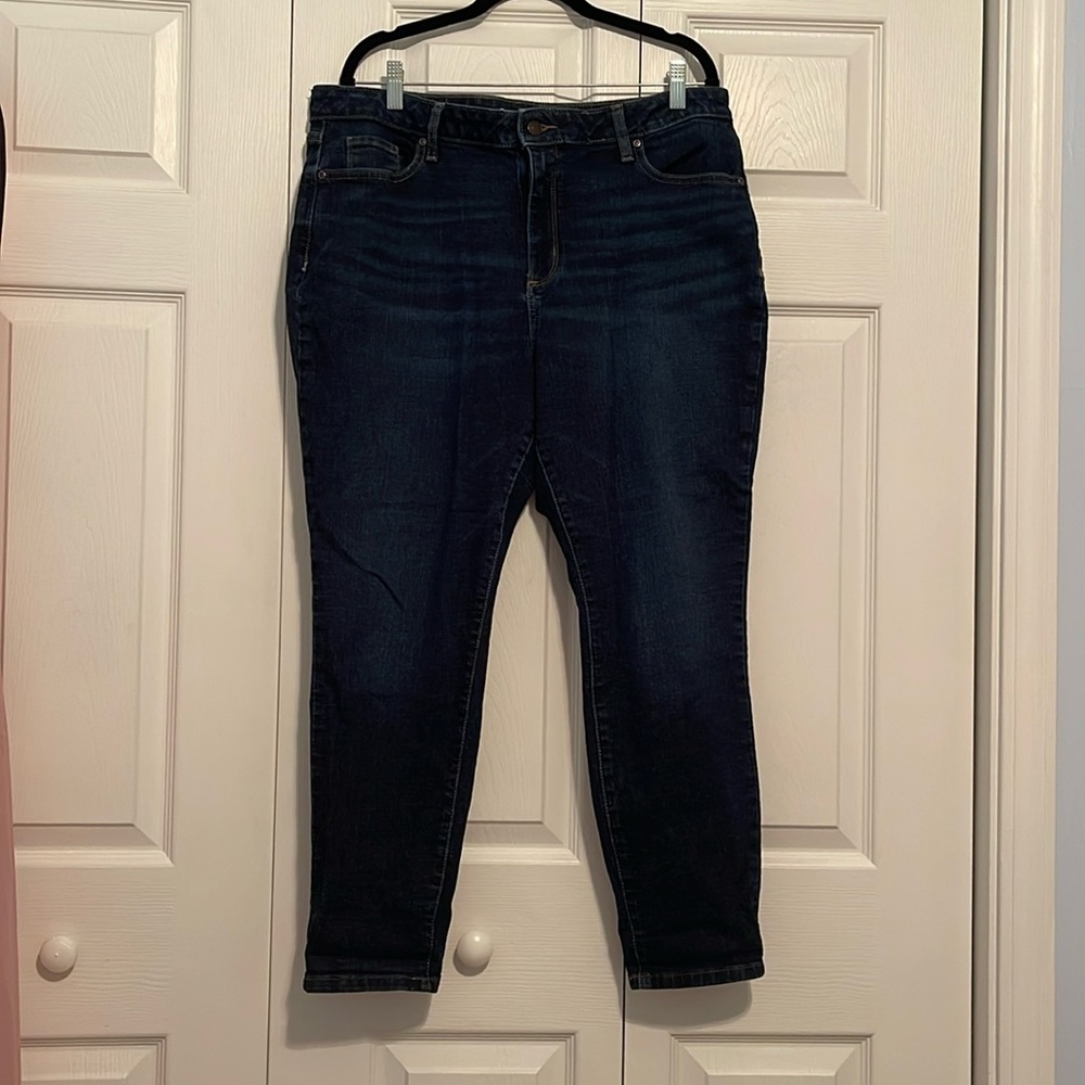 Women’s Curvy Skinny Jeans